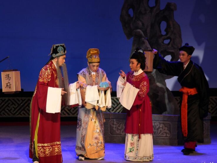 Huangmei Opera