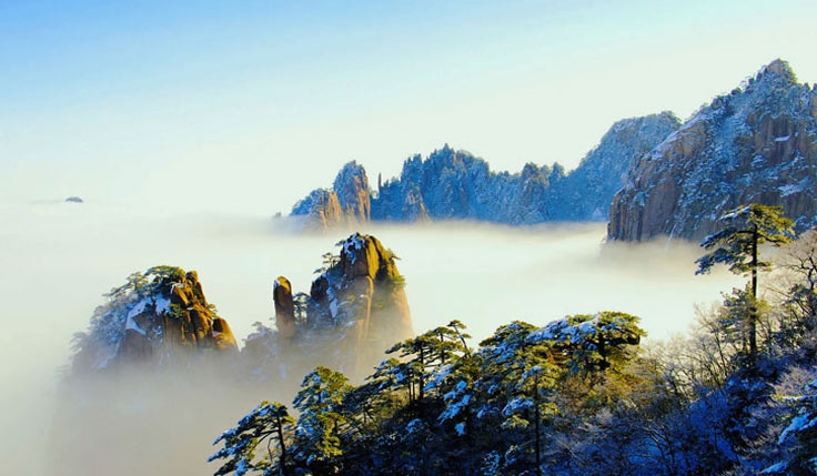 China Classic with Mount Huangshan Exploration