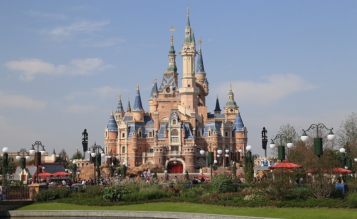Virtual-reality experience is introduced to Shanghai Disney Resort