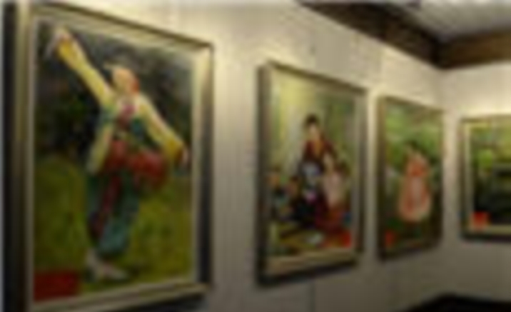 DPRK oil paintings