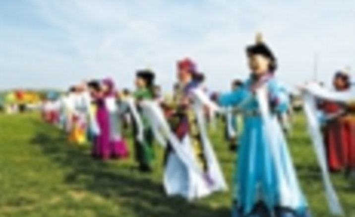 23rd Nadam Fair opens in Inner Mongolia 