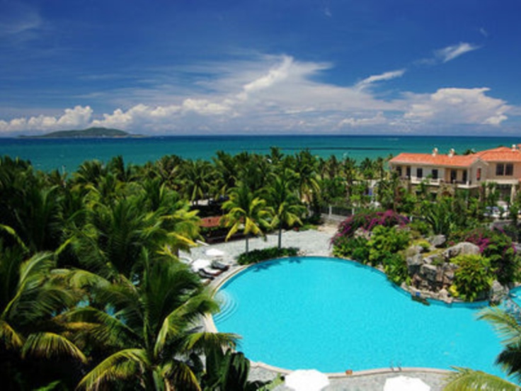 Отель в заливе Ялунвань города Санья - Golden Palm Resort & Spa ****
