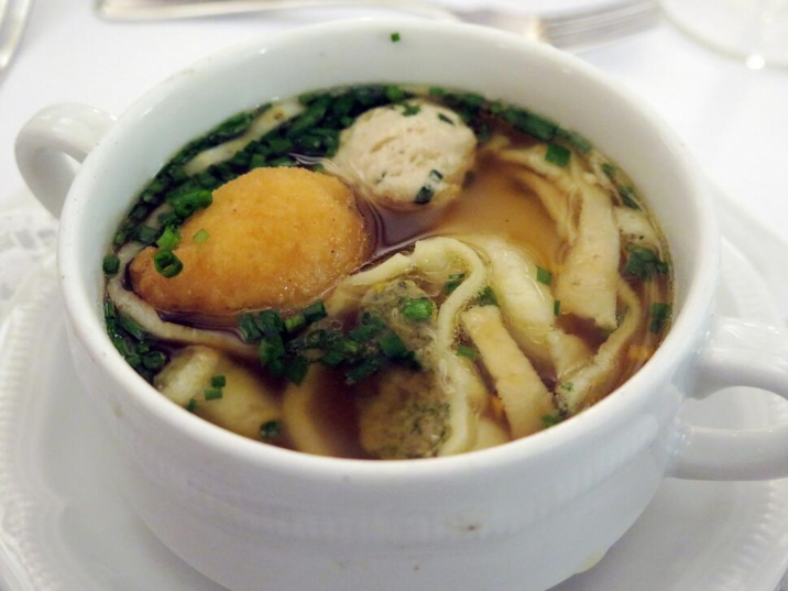 Cantonese soup