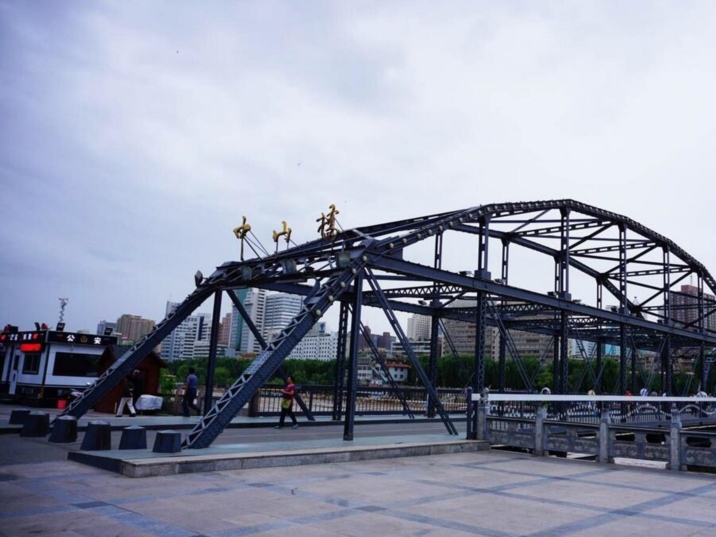 Zhongshan Bridge