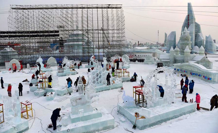 le 31e Concours International de sculpture en glace