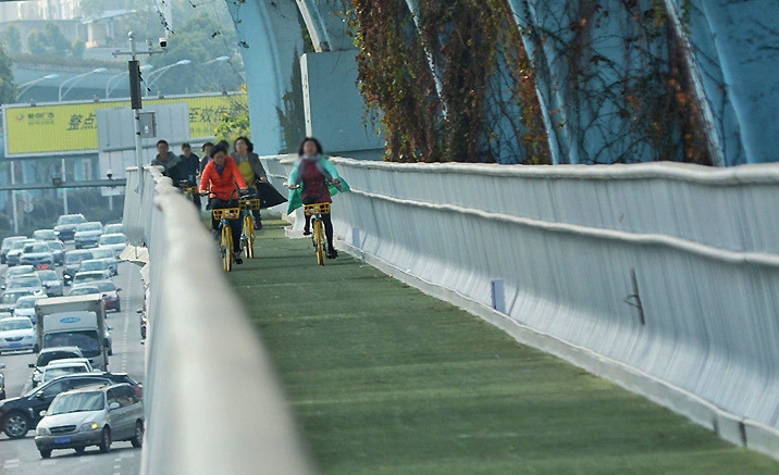 Piste cyclable surélevée à Xiamen
