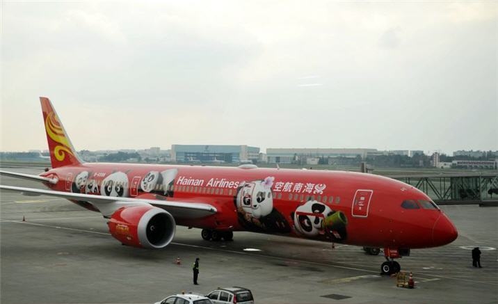 Direct flights between Chengdu and Los Angeles launched
