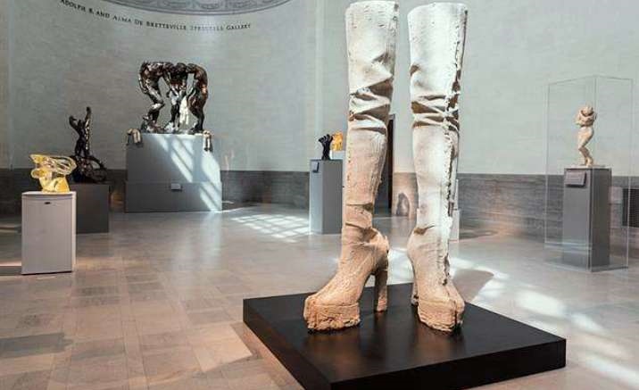 UK artist Sarah Lucas opens solo exhibition in Beijing