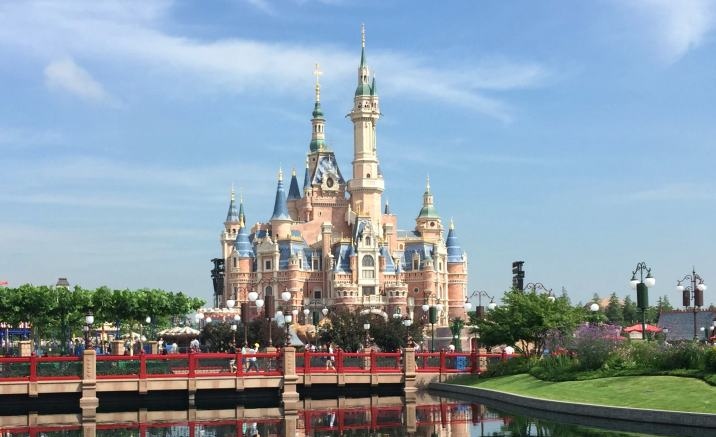 Shanghai Disneyland to allow some outside food