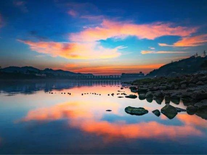 Xijin Lake 
