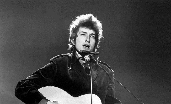 Bob Dylan retrospective exhibition to open in Beijing on June 25