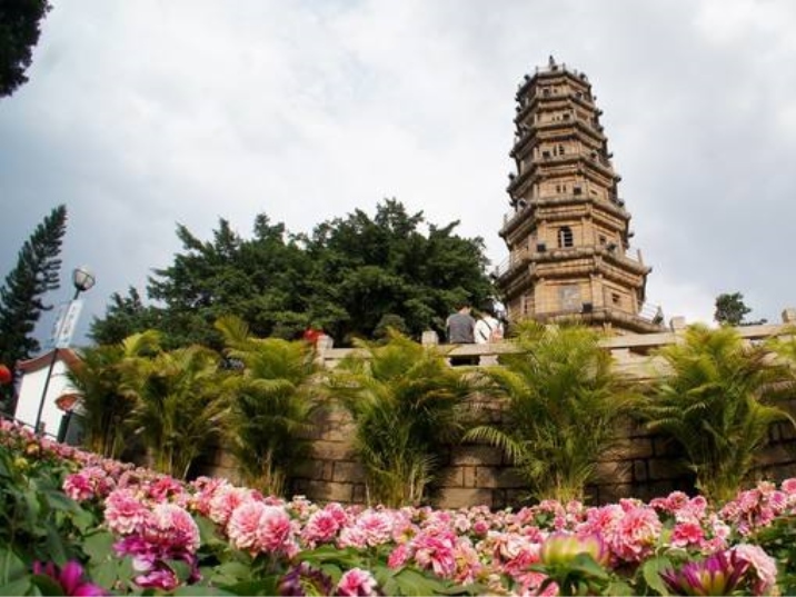 Luoxing Tower Park