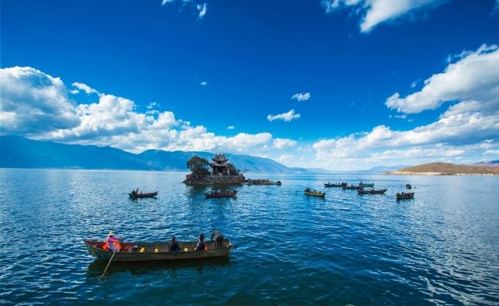 Destination wedding trends have turned Yunnan into a romantic hotspot