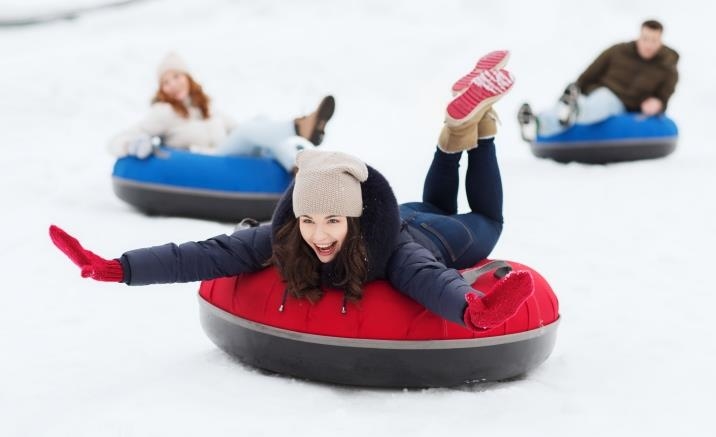 Winter theme park opens at Beijing’s Bird’s Nest