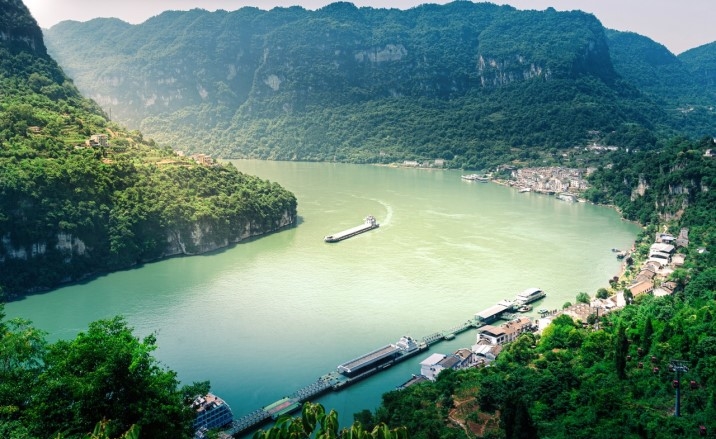 Yichang thrives as the green heartbeat of the Yangtze River