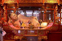Temple de Bouddha de jade