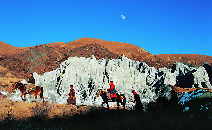 Les habitants tibétains dans le comté Daofu, Sichuan