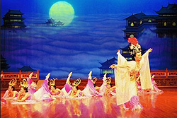 Spectacle traditionnel des chants et des danses de la dynastie de Tang