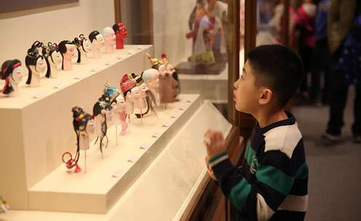 «Artisanat» - l’exposition de marionnettes de Zhangzhou